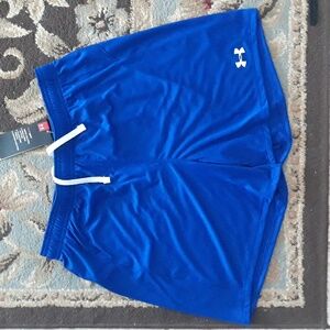 2x*Host Pick*Under Armour HeatGear ladies shorts